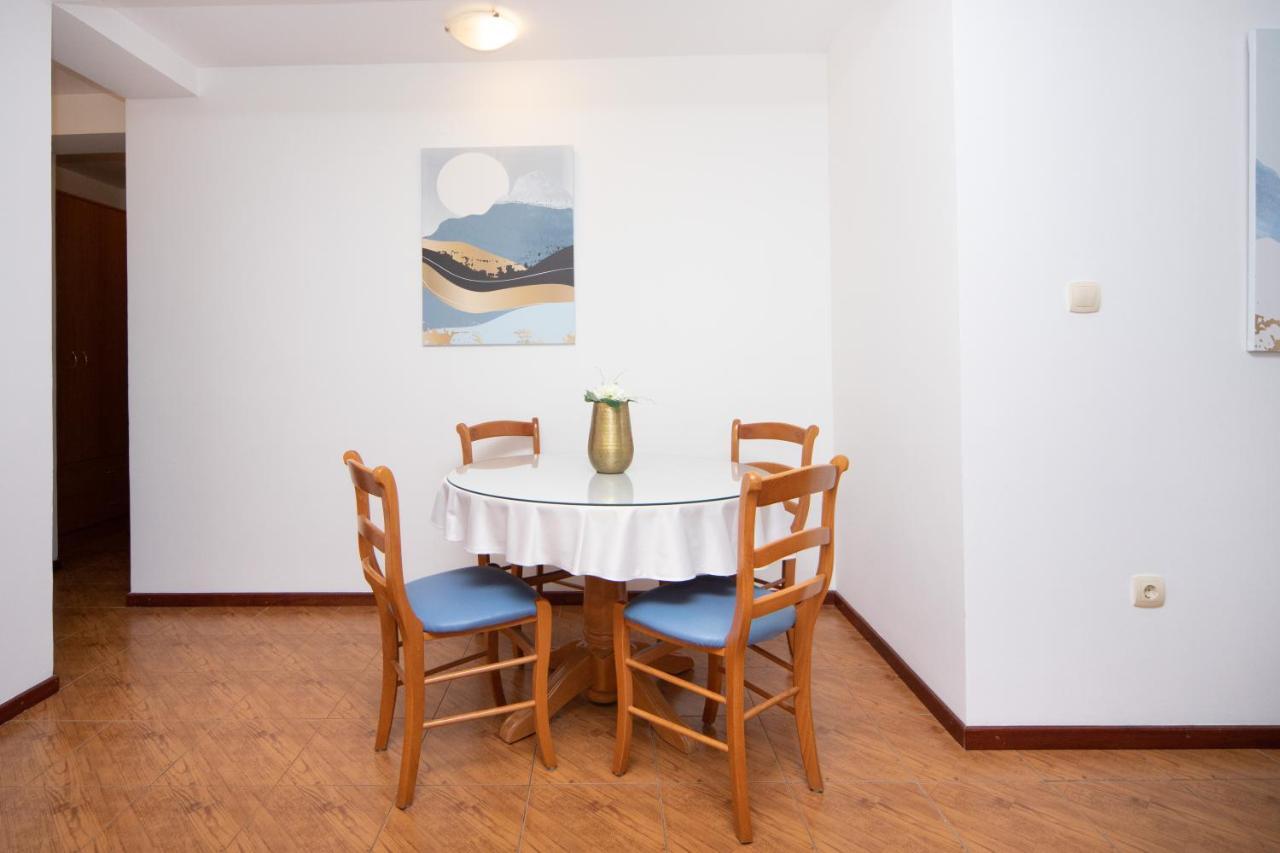 Apartments Adeona Tivat Ngoại thất bức ảnh