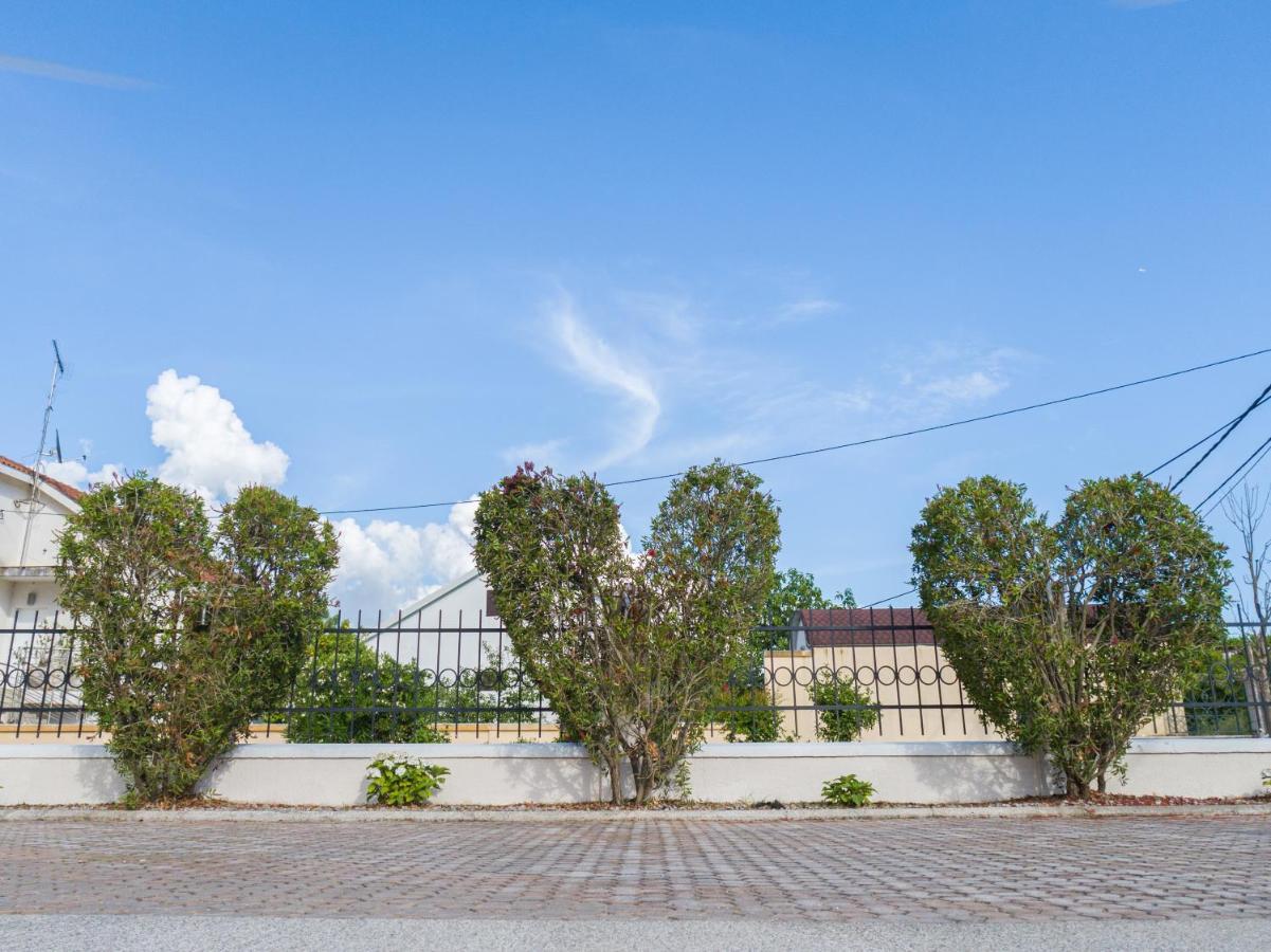 Apartments Adeona Tivat Ngoại thất bức ảnh