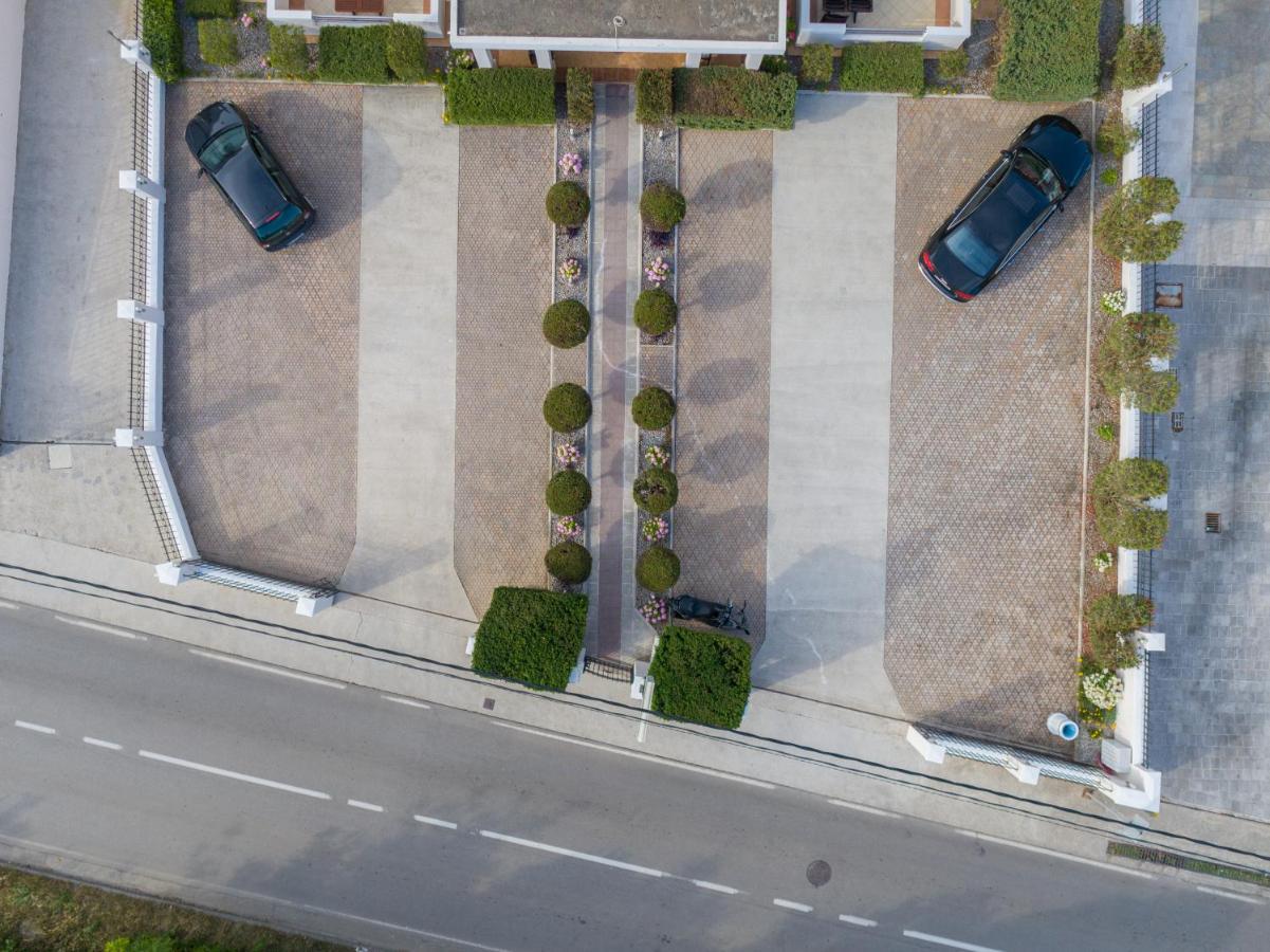 Apartments Adeona Tivat Ngoại thất bức ảnh