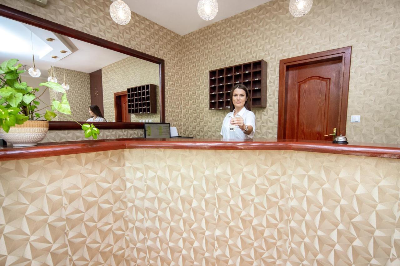 Apartments Adeona Tivat Ngoại thất bức ảnh